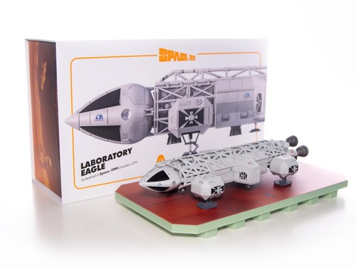 Space 1999 laboratory - space:, eagle