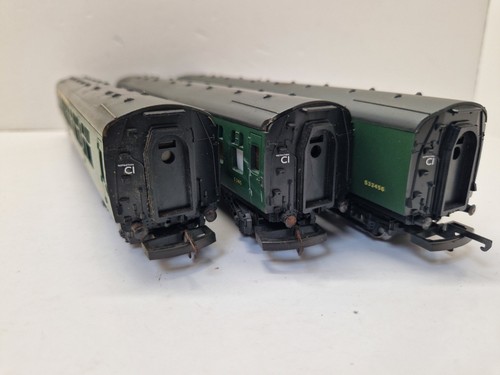Three lima gauge coaches in - three,