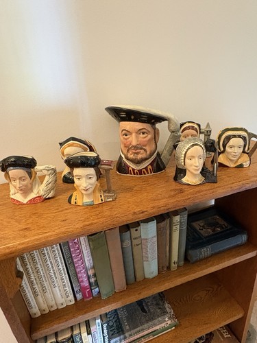 Royal doulton henry viii six - &,