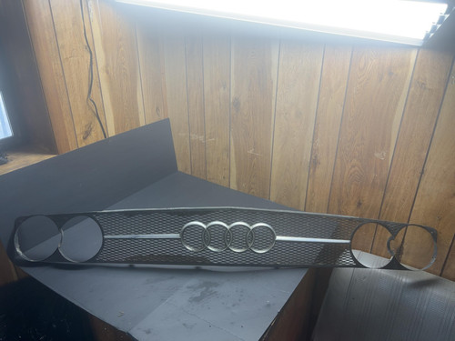 Audi 100 grille - 89, 90