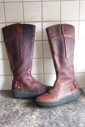Art company brown boots - art,