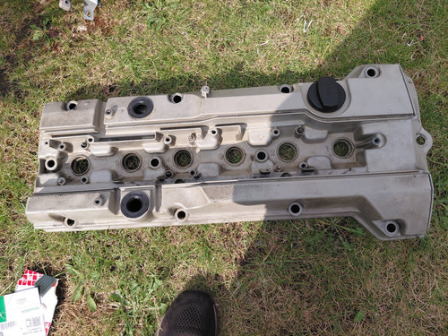 M104 engine valve cover rocker