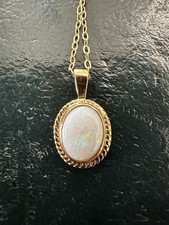 Vintage 9K Gold Opal Pendant