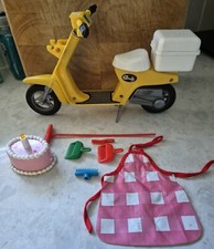 Sindy Happy Birthday Cake, Scooter And Accessories 1980 'S