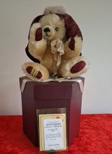 Merrythought THE HAT BOX Bear