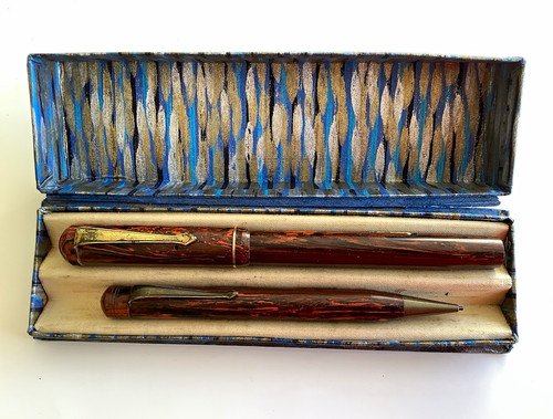 Vintage marbled fountain pen - ,
