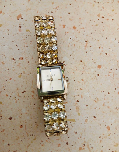 Next women square - next,