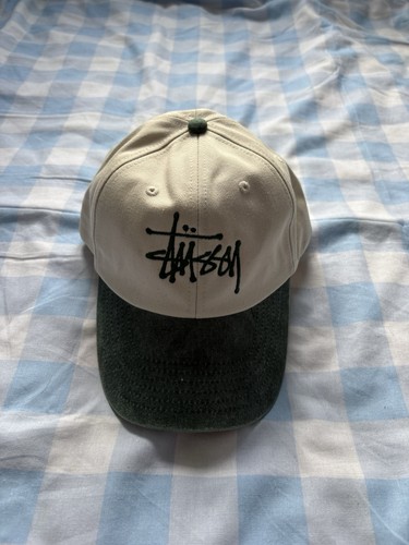 White and dark green stussy - green,
