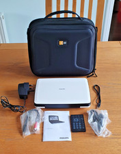 Philips PD9030/05 Portable DVD Player 9" screen. With Logic carry case.