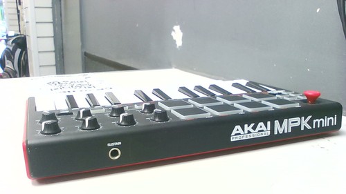 Akai professional mpk mini - akai,