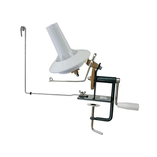 Bobbin yarn winder with - yarn, clamp