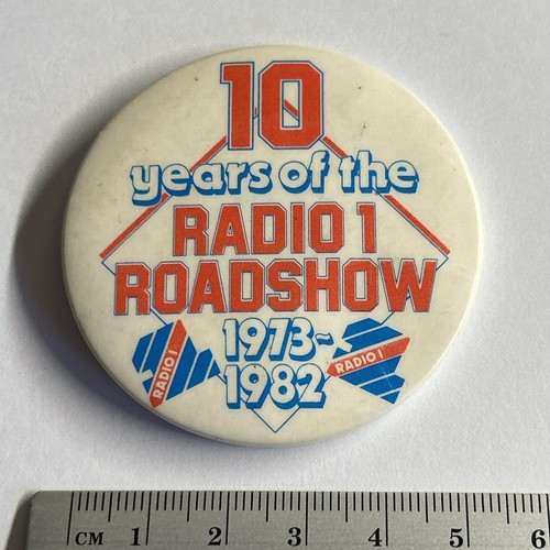 Vintage collectible pin badge - vintage,