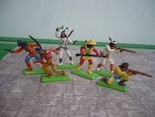 BRITAINS DEETAIL SET 6 APACHES