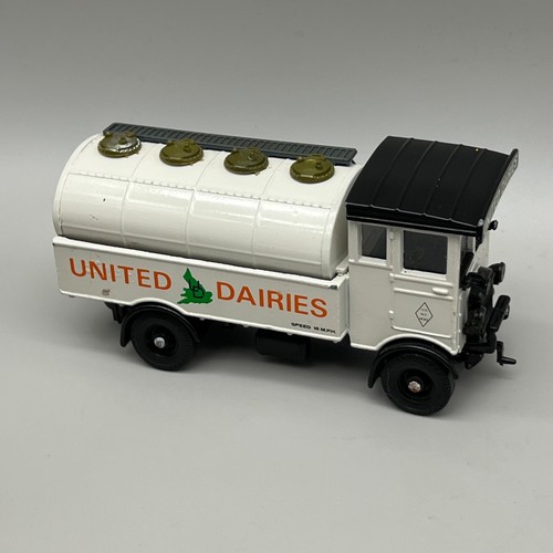 Corgi aec cabover tanker 50 - cabover, 1:50