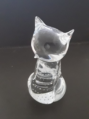 Glass sitting cat - sitting,