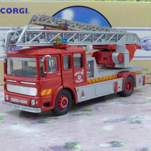 Corgi 97353 aec - fire, escape