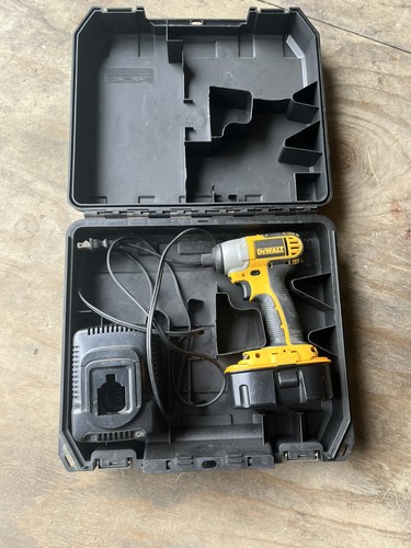 Dewalt dc827 18v - dewalt, driver
