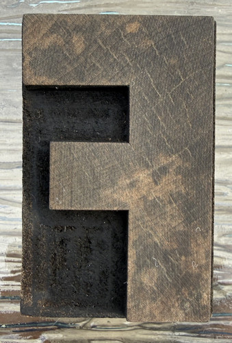 Letter vintage printers - f,