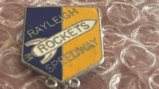 RAYLEIGH ROCKETS--1970'S-SPEEDWAY - METAL BADGE - SILVER METAL