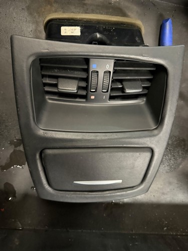 Bmw e93 center console - bmw, m3