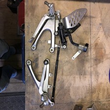 Yamaha R1 5VY 2004-2006 Rearset Foot pegs