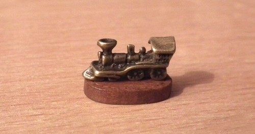 Dolls house miniature - 1/12,