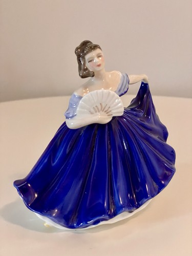 Royal doulton elaine figurine - royal,
