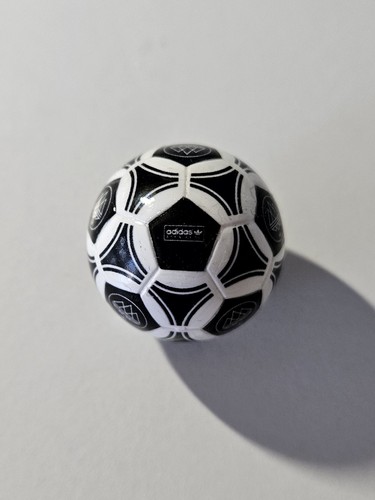 Subbuteo 22mm adidas spezial - adidas,