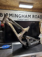 Intense M9 FRO downhill frame