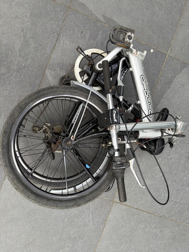 Folding bike apollo - bike, transition