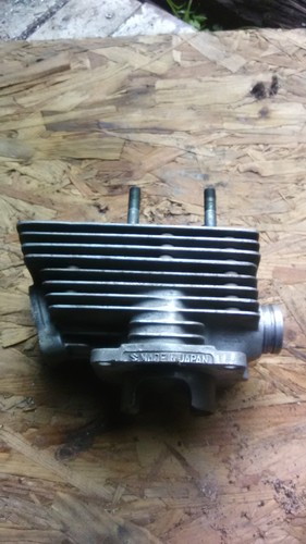 Suzuki gt550 cylinder - suzuki,