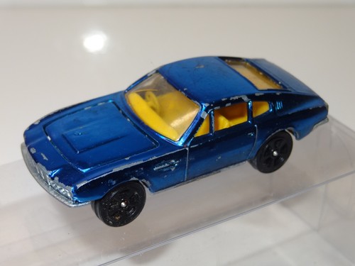 Corgi rockets aston - corgi, martin