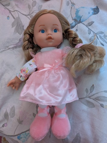 Cupcake ballerina dolly cute - cupcake,