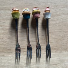 Set of 4 Cake Forks Cup Cake