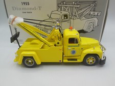 First Gear 19-1903 1955 Diamond T Tow Truck N Y State Thruway 1:34 Scale