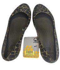 CROCS Giraffe Animal Print