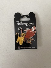 Disneyland Paris Lion King Pin Badge Simba Pumas Timon