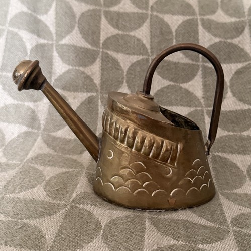 Stunning vintage brass small - stunning,