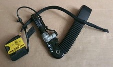 BMW E46 98-06 FRONT RIGHT DRIVER SIDE SEAT BELT PRETENSIONER BUCKLE 8257788