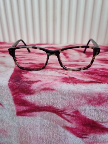 Red dead eyeglasses - red,