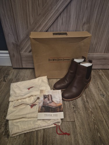 Red wing shoe - wing, 3392
