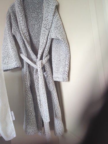 Soft dressing gown - dressing, hood