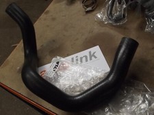 Bottom radiator cooling hose