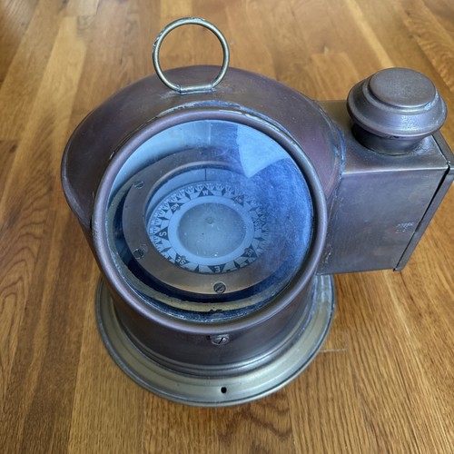 Antique brass sestrel - brass,