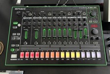 Roland Aira TR-8 Rhythm