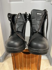 Arco Essentials black