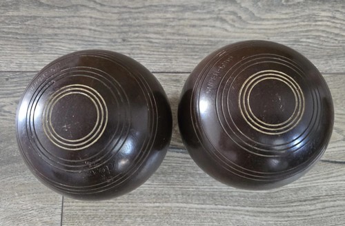 Lawn bowls hemselite 2 - lawn,
