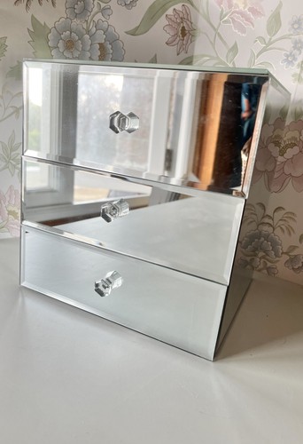 Mirrored glass jewellery box - mirrored,