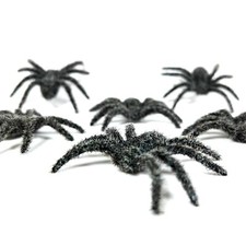 Realistic Spiders Pack of 6 Halloween Decorations Scary Horror Spider Scare