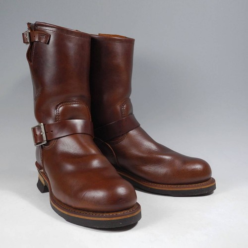 Red wing boots - red,